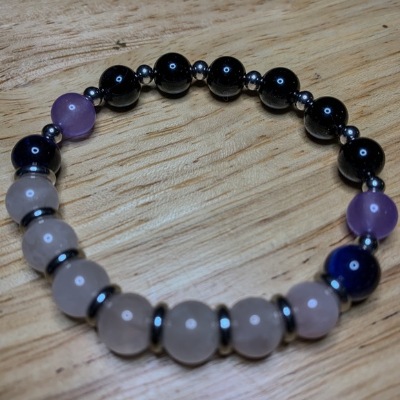 Crystal Rose Quartz Healing Bracelet - Picture 3 of 5